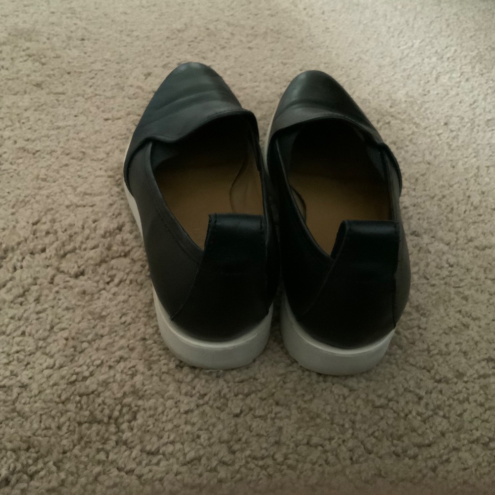 Slip on leather shoes - Picture 2 of 3